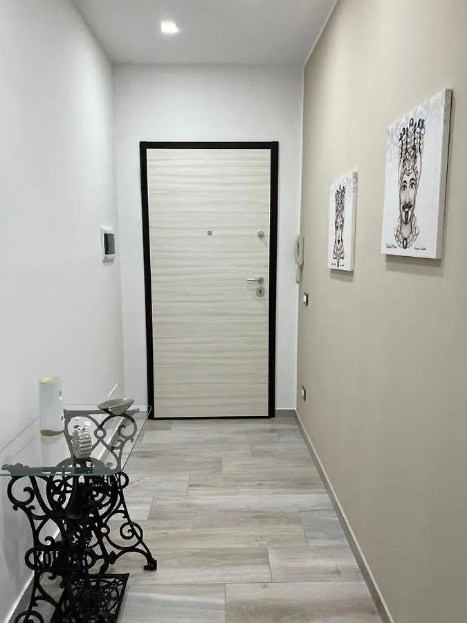 Teste Di Moro Apartment Trapani